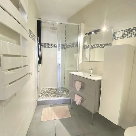 La Cle - Balcon - Climatisation - Wifi - Port - Gare Apartment