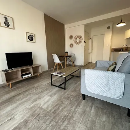 La Cle - Balcon - Climatisation - Wifi - Port - Gare Apartment